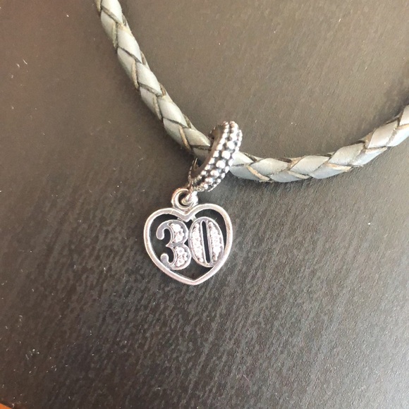 Pandora charm bracelet - Picture 3 of 3